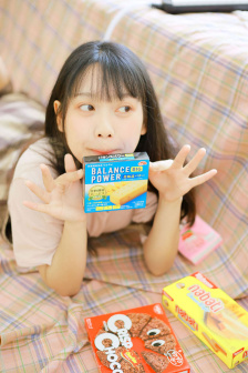 他在丈夫面前被耍